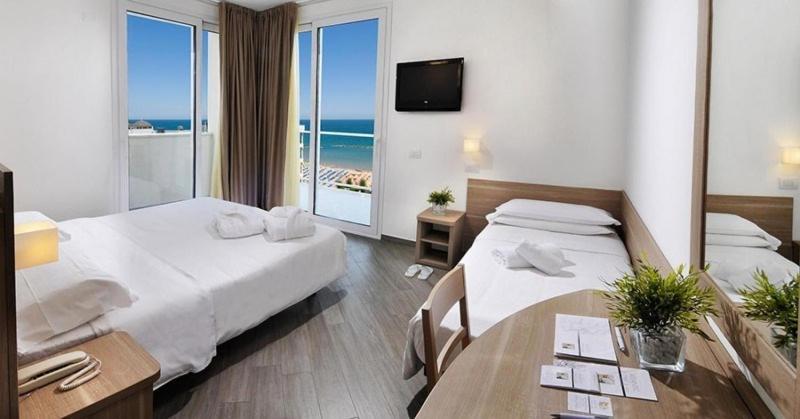Hotel Atlantic & Spa Gabicce Mare Ngoại thất bức ảnh
