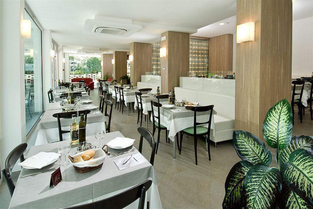 Hotel Atlantic & Spa Gabicce Mare Ngoại thất bức ảnh
