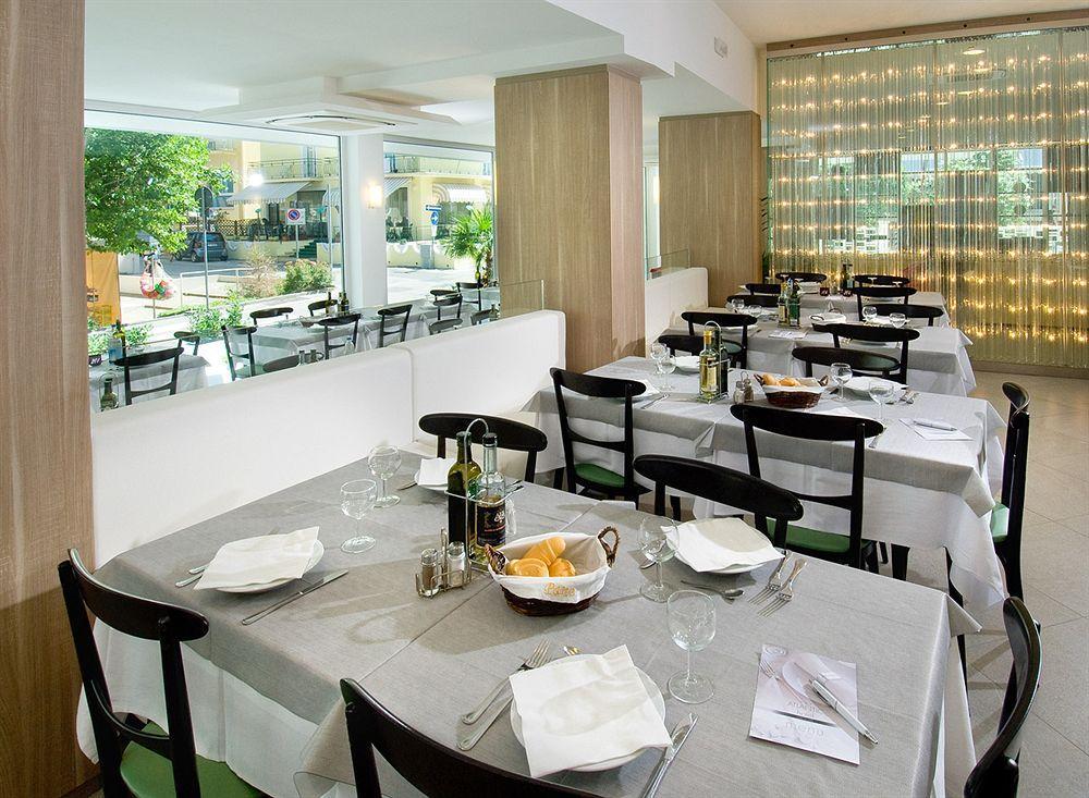 Hotel Atlantic & Spa Gabicce Mare Ngoại thất bức ảnh