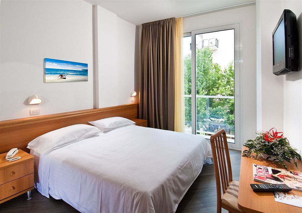 Hotel Atlantic & Spa Gabicce Mare Ngoại thất bức ảnh