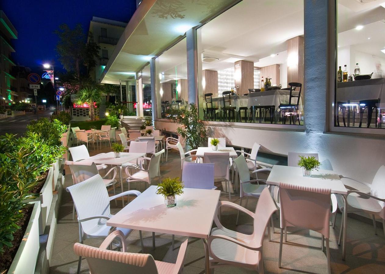 Hotel Atlantic & Spa Gabicce Mare Ngoại thất bức ảnh